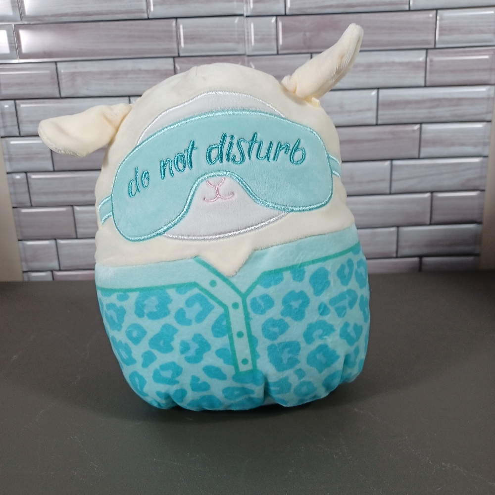 •Squishmallows 8” Sophie the White Lamb Soft Cuddly Stuffed Plush